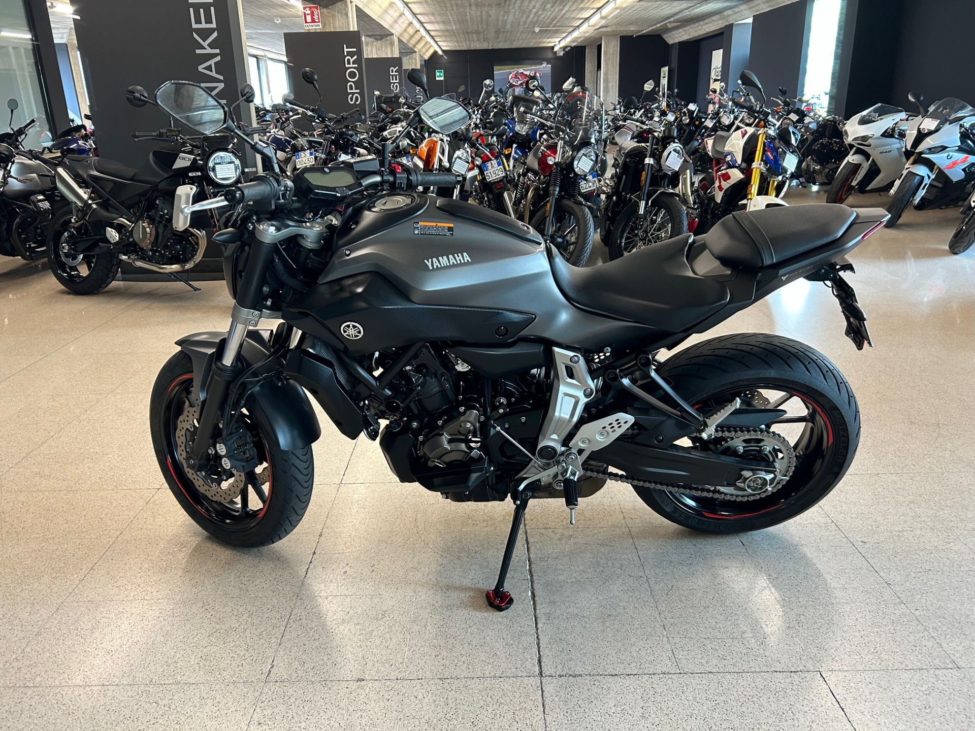 Yamaha MT-07 ABS (2014 – 16)